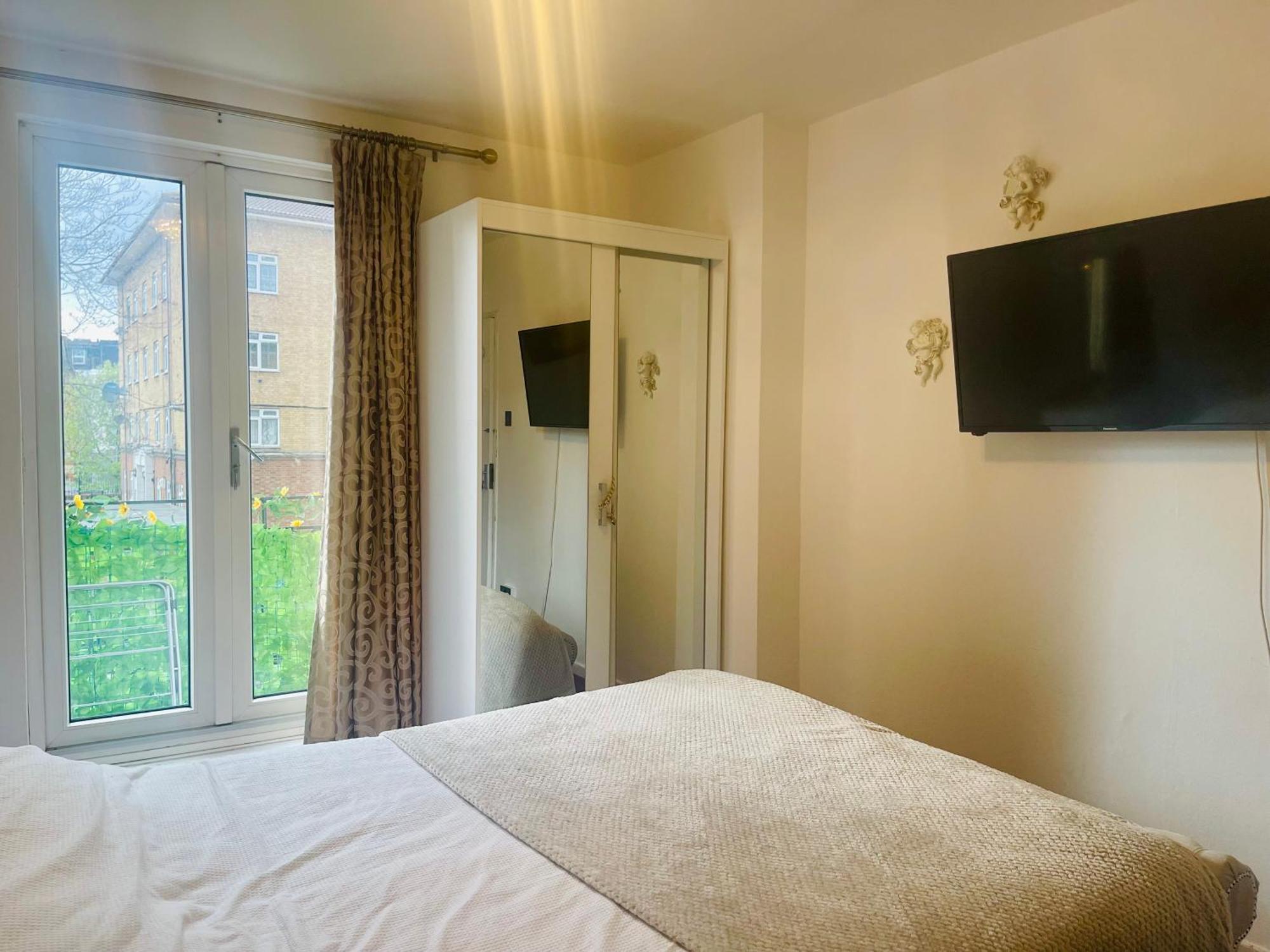 Room With Kitchen In Central London Exterior foto